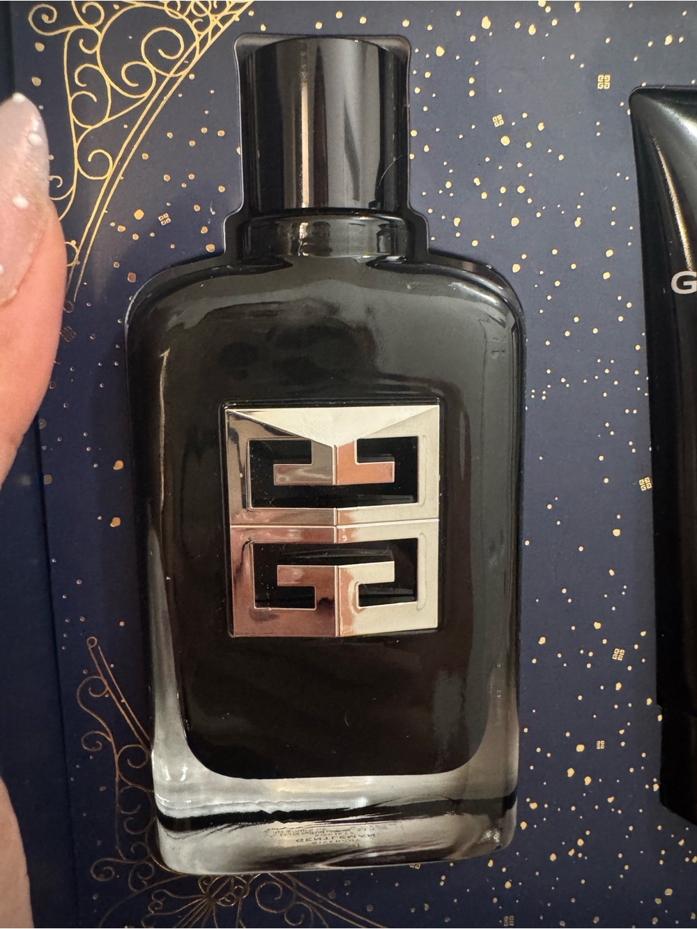 Givenchy Gentleman Society 3.3oz EDP, 0.42 oz EDP Spray, 2.5oz Shower Gel NIB - Picture 6 of 7